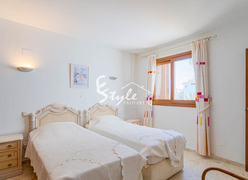 Resale - Apartamento - Punta Prima
