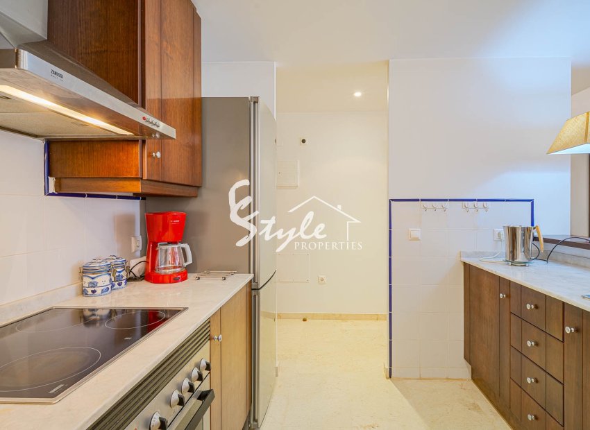 Resale - Apartamento - Punta Prima