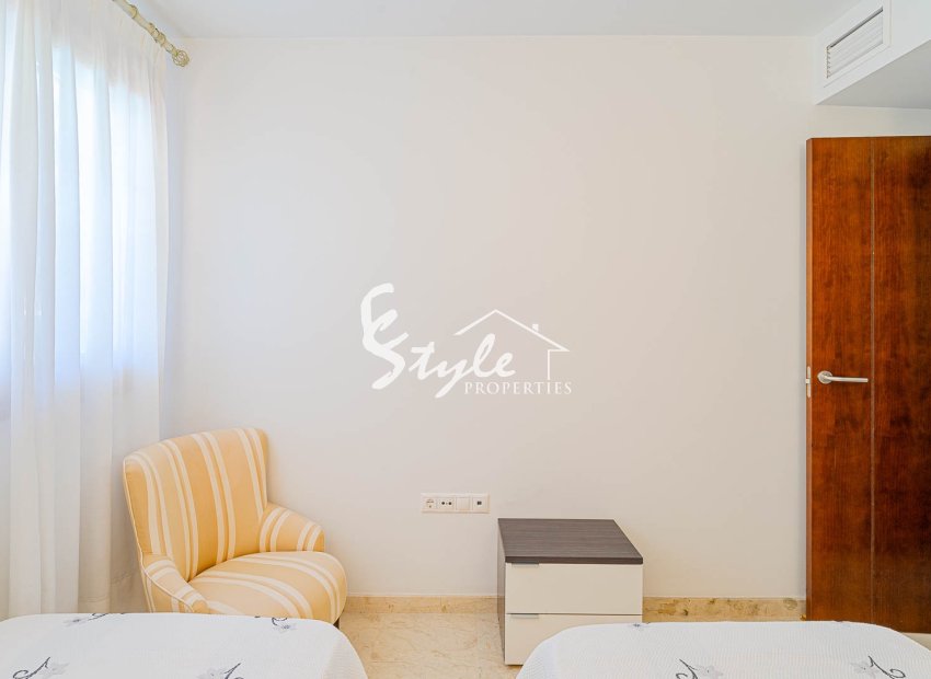 Resale - Apartamento - Punta Prima
