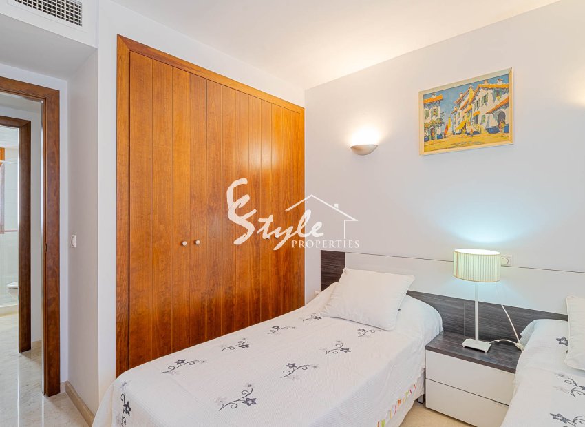 Resale - Apartamento - Punta Prima