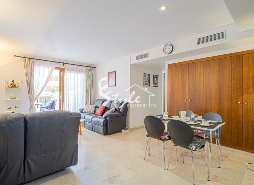 Resale - Apartamento - Punta Prima
