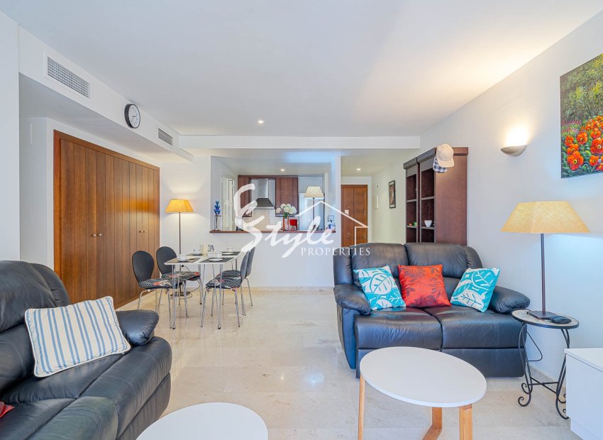 Resale - Apartamento - Punta Prima