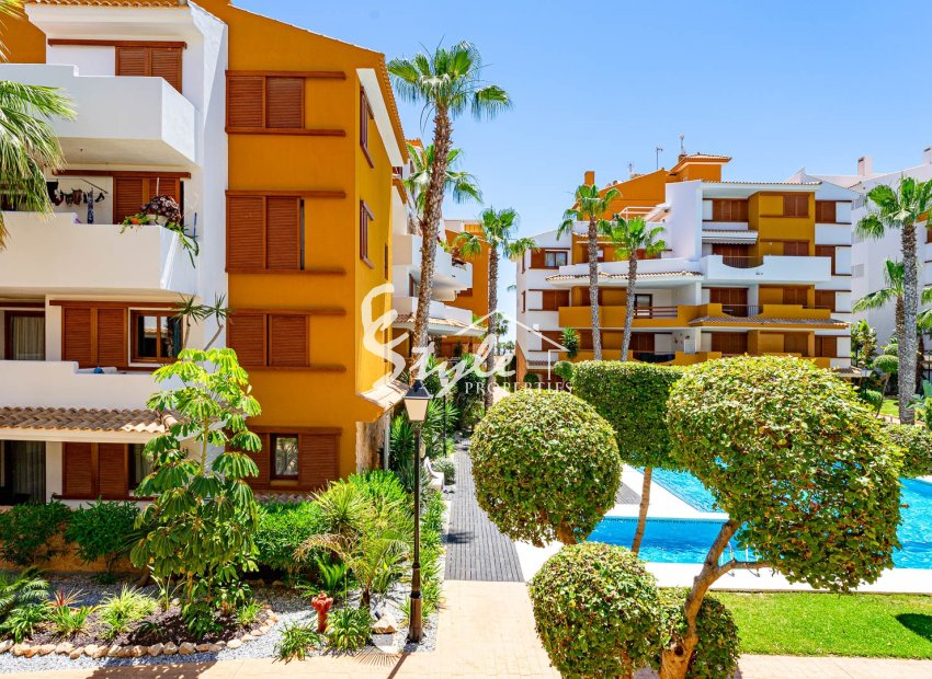 Resale - Apartamento - Punta Prima