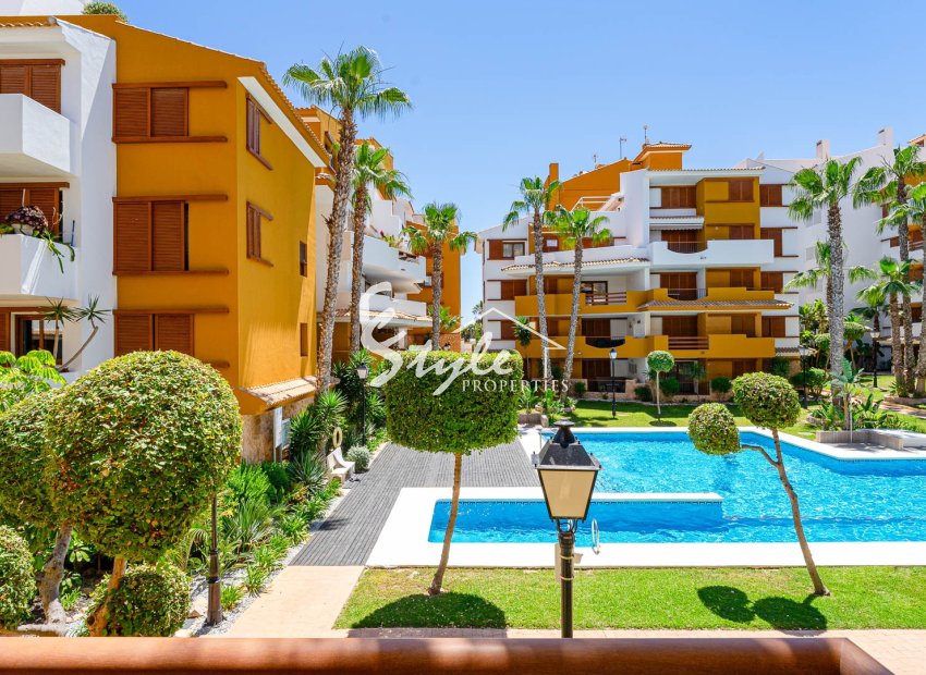 Resale - Apartamento - Punta Prima