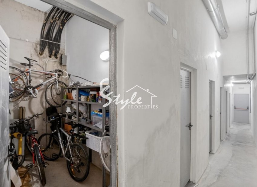 Resale - Apartamento - Punta Prima