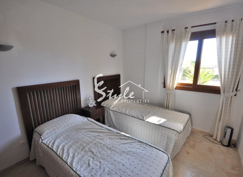 Resale - Apartamento - Punta Prima