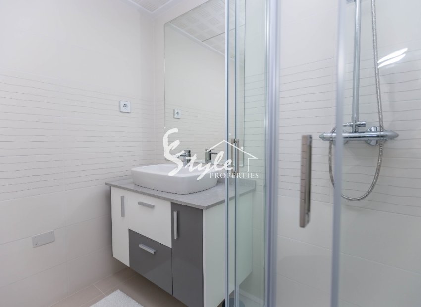 Resale - Apartamento - Punta Prima