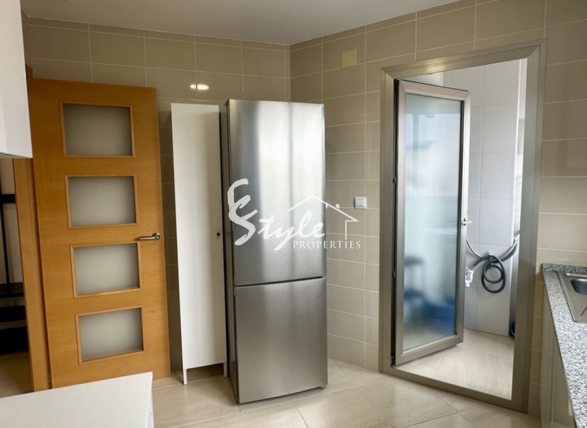 Resale - Apartamento - San Miguel De Salinas