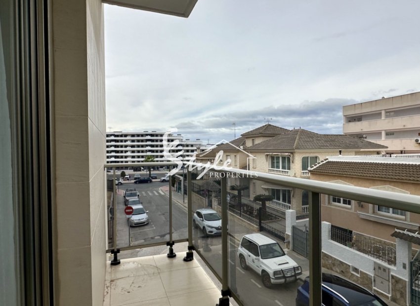 Resale - Apartamento - San Miguel De Salinas