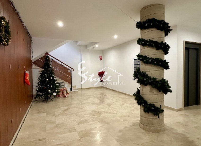 Resale - Apartamento - San Miguel De Salinas