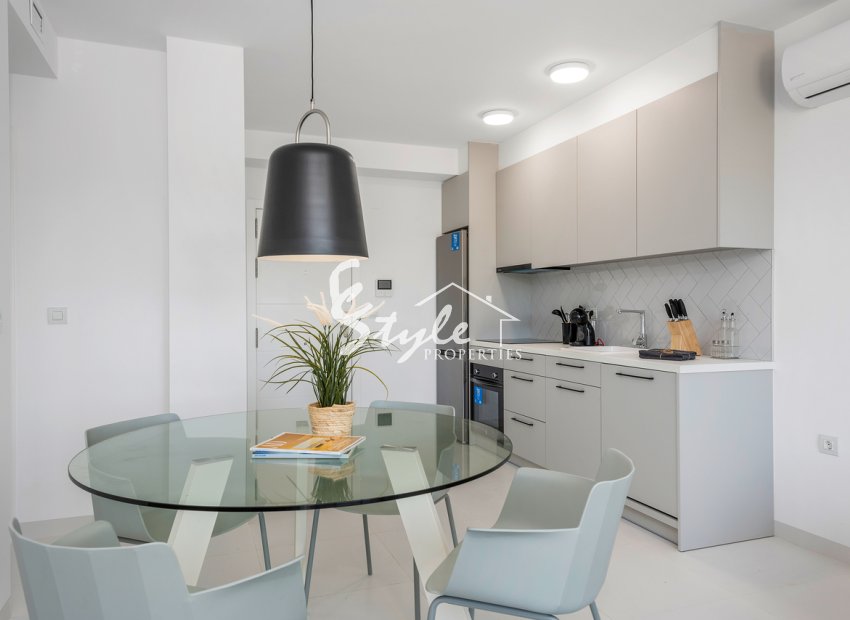 Resale - Apartamento - San Miguel De Salinas