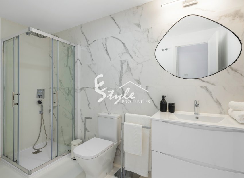 Resale - Apartamento - San Miguel De Salinas