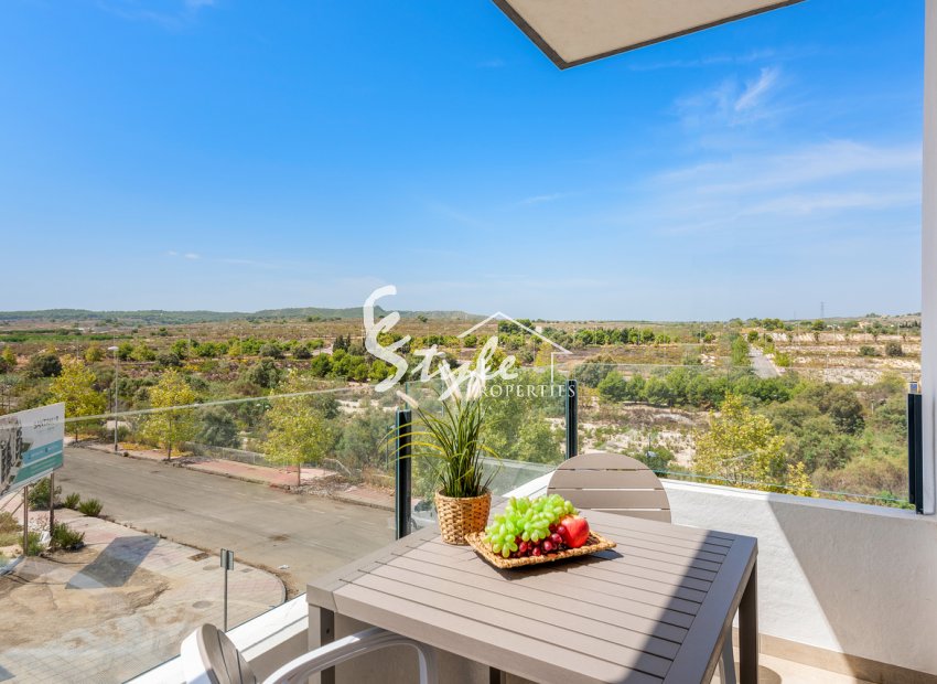 Resale - Apartamento - San Miguel De Salinas