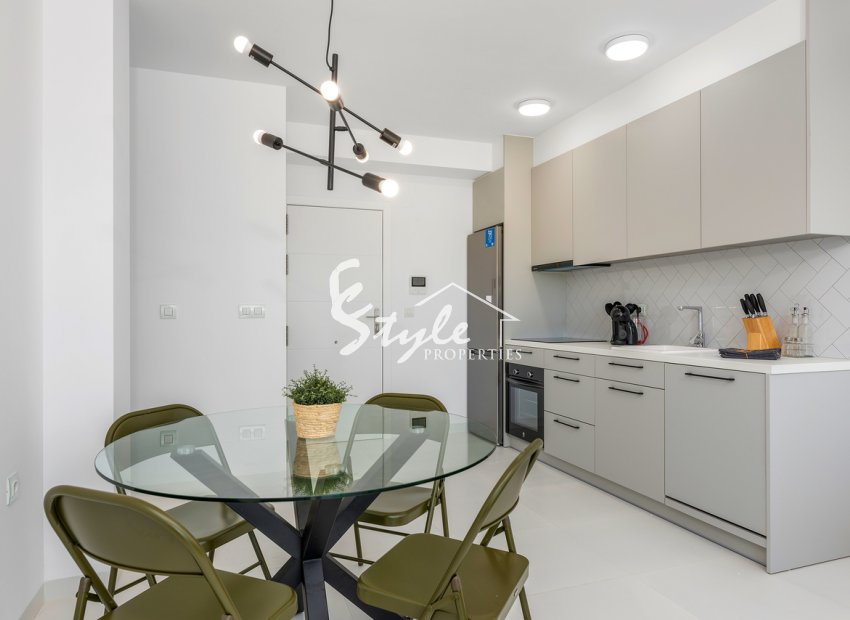 Resale - Apartamento - San Miguel De Salinas