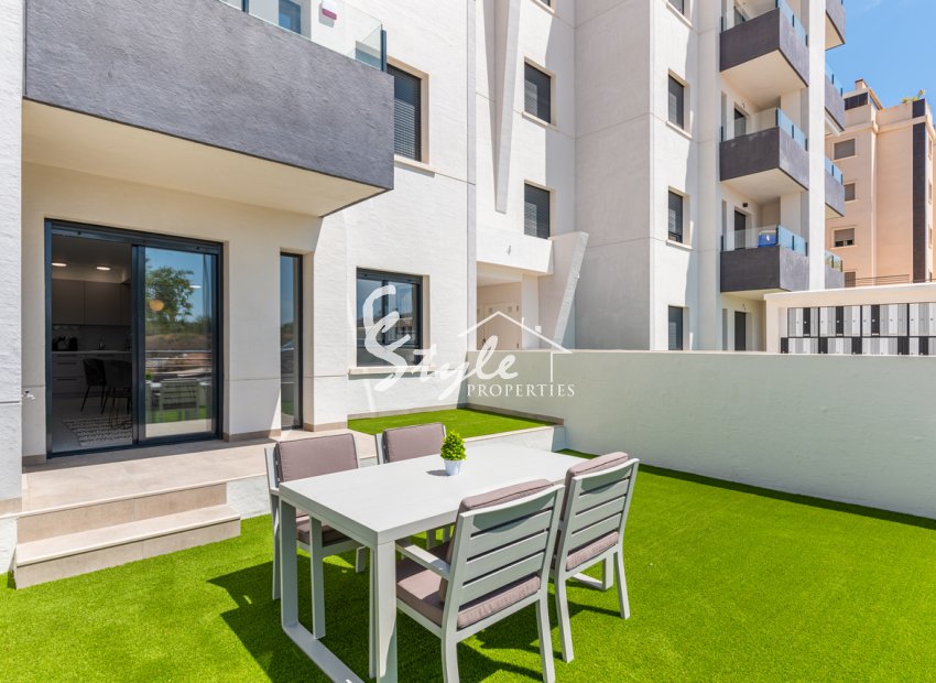 Resale - Apartamento - San Miguel De Salinas