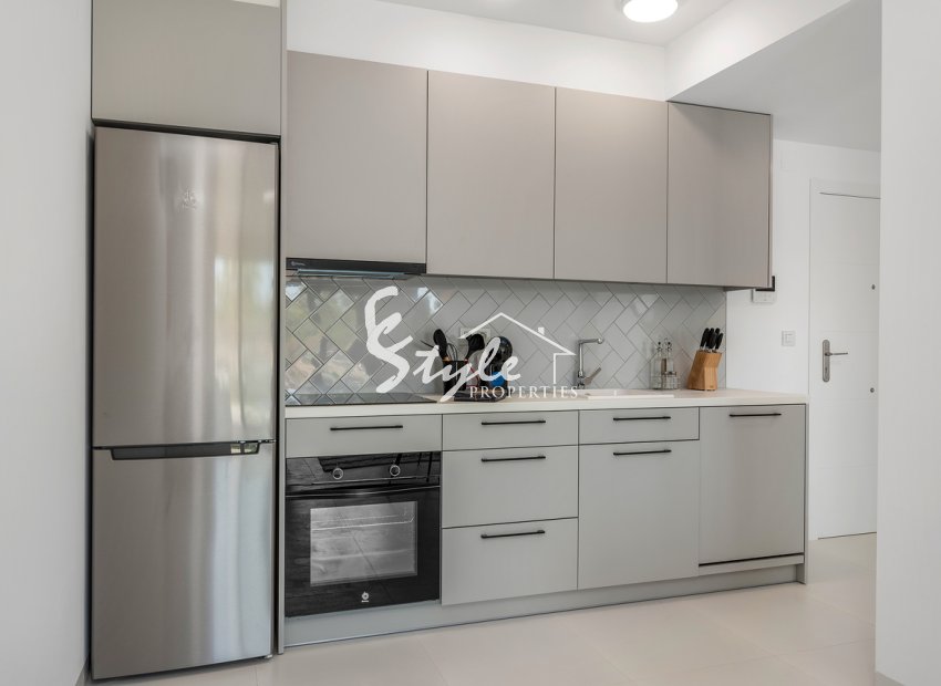 Resale - Apartamento - San Miguel De Salinas