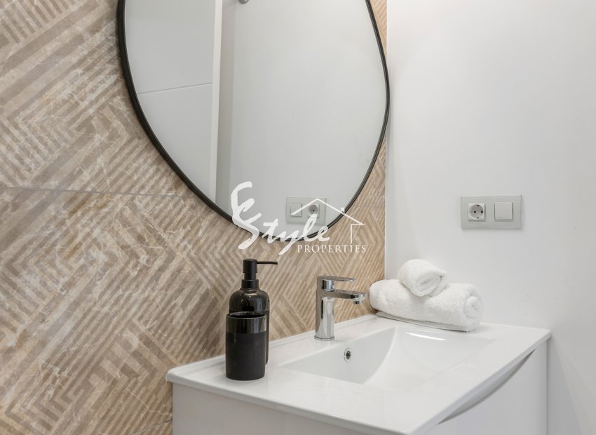 Resale - Apartamento - San Miguel De Salinas