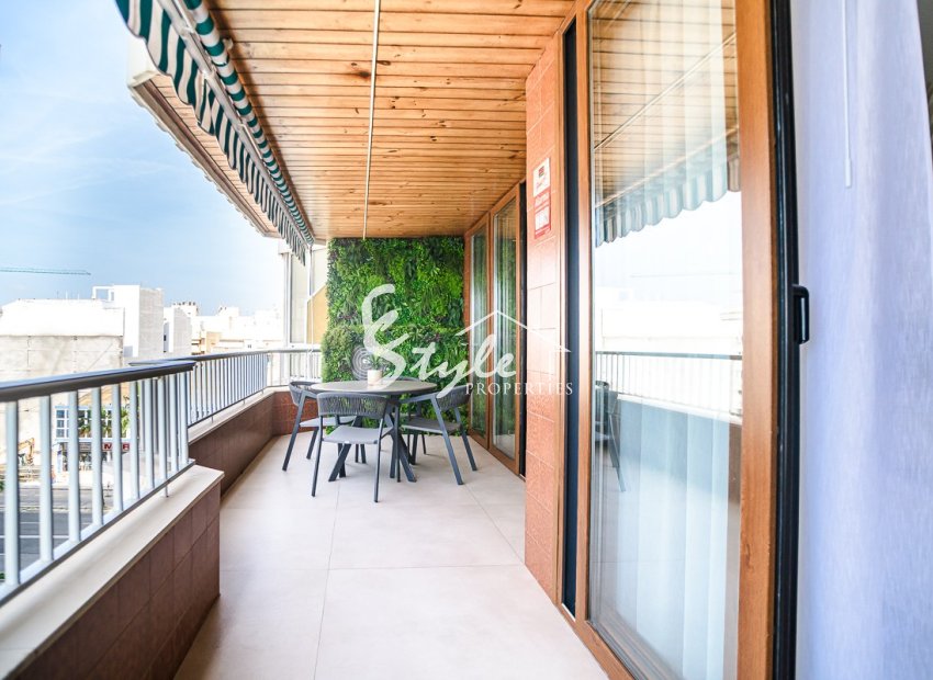 Resale - Apartamento - Torrevieja - Acequion