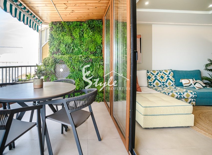 Resale - Apartamento - Torrevieja - Acequion