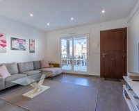 Resale - Apartamento - Torrevieja - Aguas Nuevas