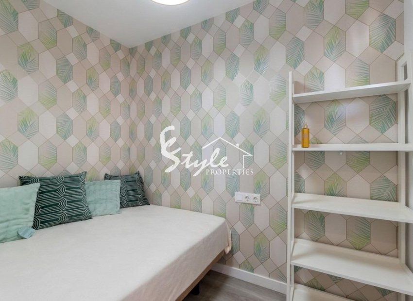 Resale - Apartamento - Torrevieja - Cabo Cervera