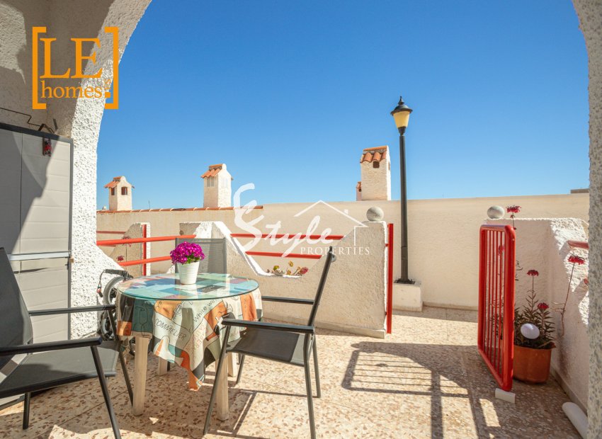 Resale - Apartamento - Torrevieja - Cabo cervera