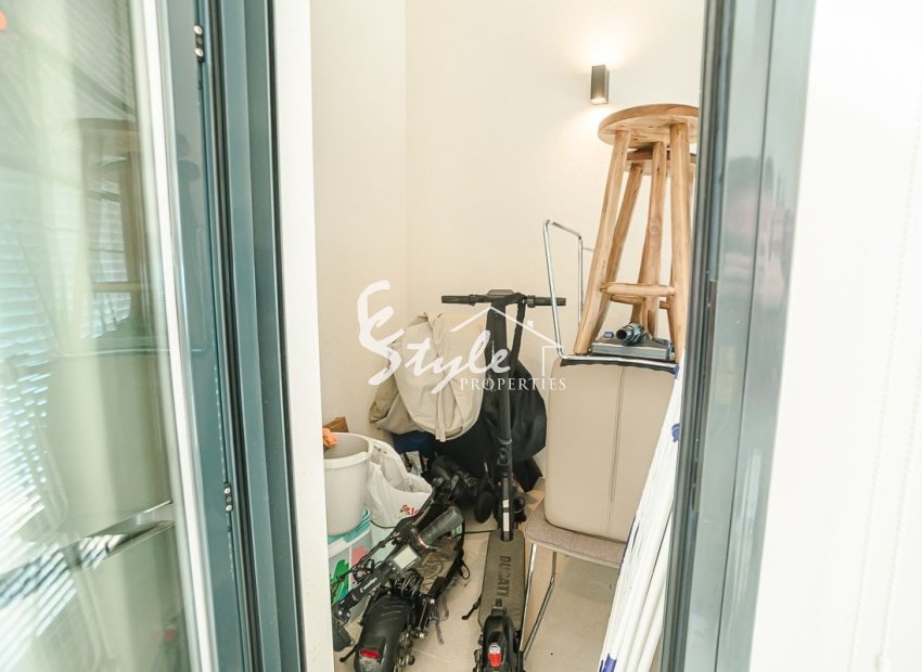 Resale - Apartamento - Torrevieja - Calas Blancas