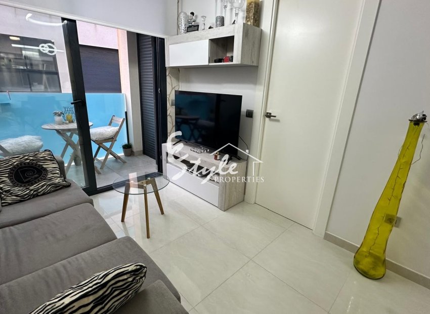 Resale - Apartamento - Torrevieja - Calas Blancas