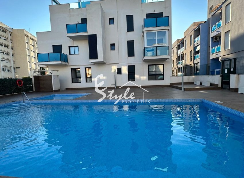 Resale - Apartamento - Torrevieja - Calas Blancas