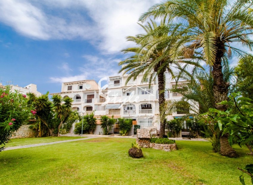 Resale - Apartamento - Torrevieja - Calas Blancas