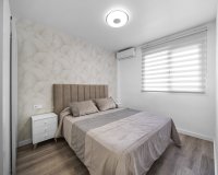 Resale - Apartamento - Torrevieja - Center