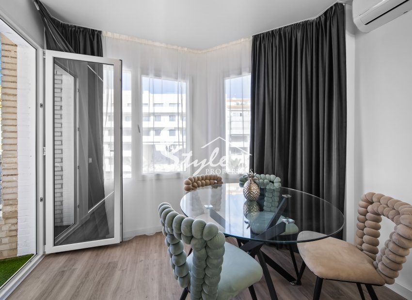 Resale - Apartamento - Torrevieja - Center