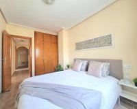 Resale - Apartamento - Torrevieja - Center