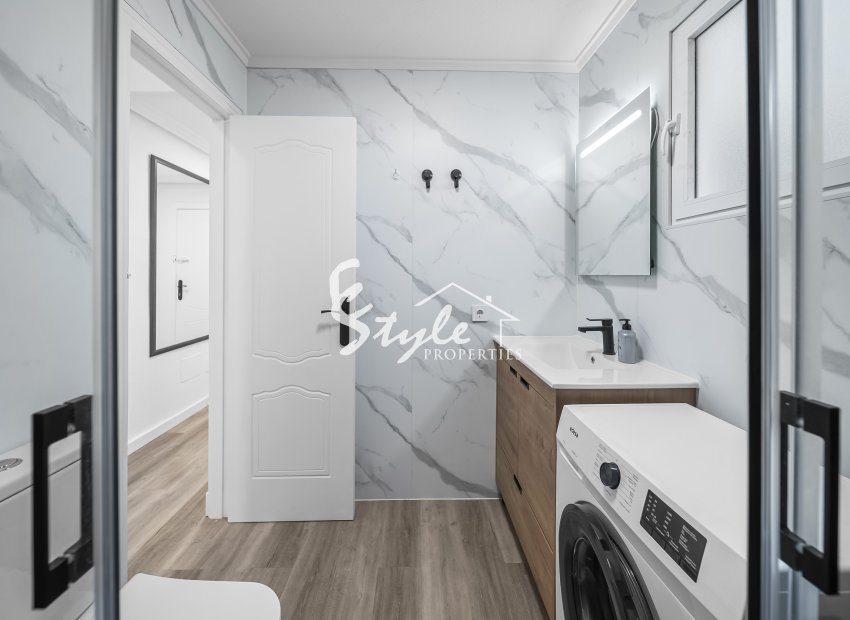 Resale - Apartamento - Torrevieja - Center