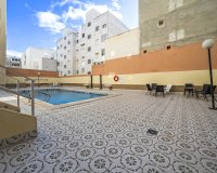 Resale - Apartamento - Torrevieja - Center