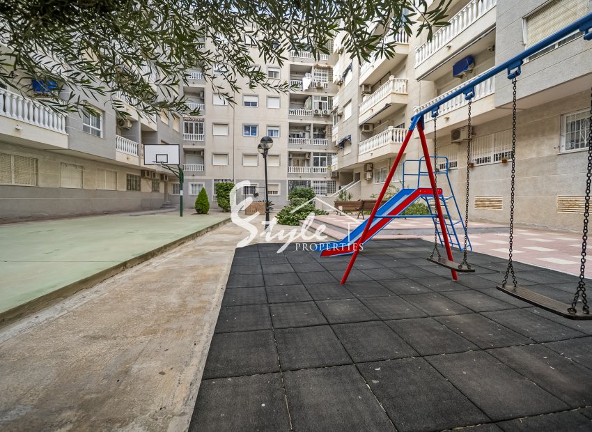 Resale - Apartamento - Torrevieja - Center