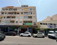 Resale - Apartamento - Torrevieja - Center