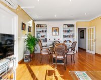 Resale - Apartamento - Torrevieja - Centro - Muelle Pesquero