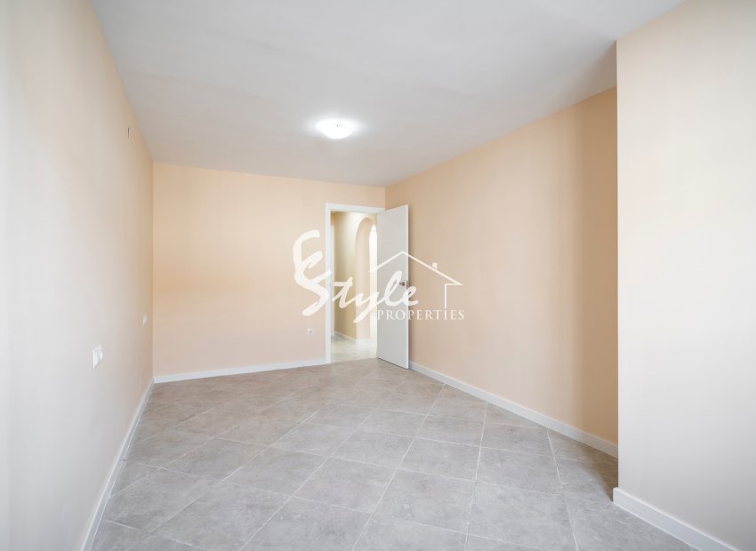 Resale - Apartamento - Torrevieja - El Chaparal