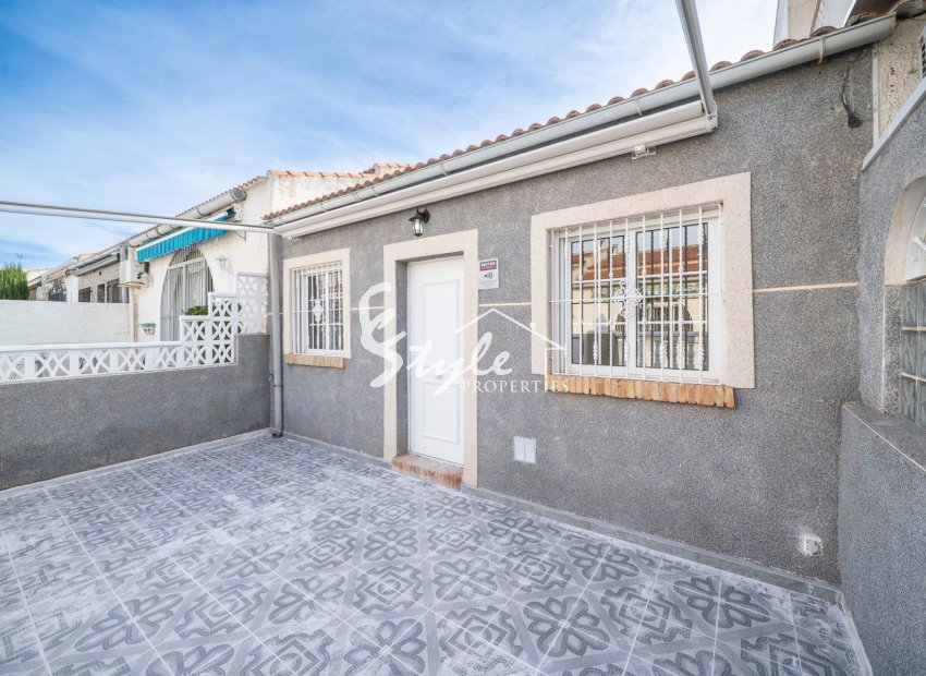 Resale - Apartamento - Torrevieja - El Chaparal