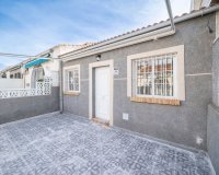 Resale - Apartamento - Torrevieja - El Chaparal