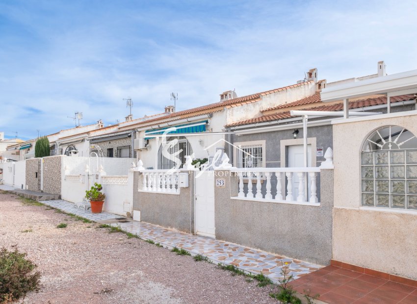 Resale - Apartamento - Torrevieja - El Chaparal