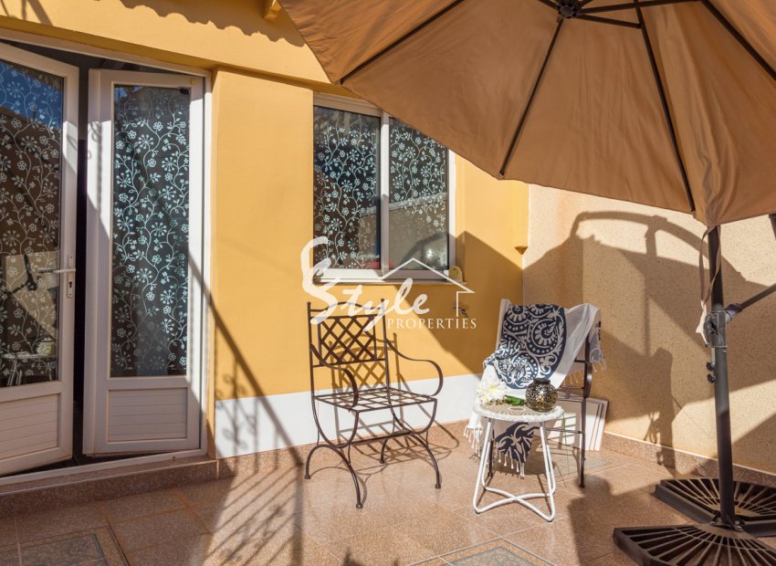 Resale - Apartamento - Torrevieja - El Chaparral