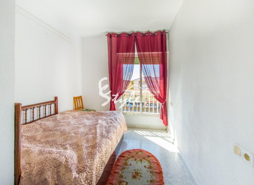 Resale - Apartamento - Torrevieja - Estacion de autobuses