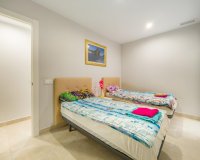 Resale - Apartamento - Torrevieja - Estacion de autobuses