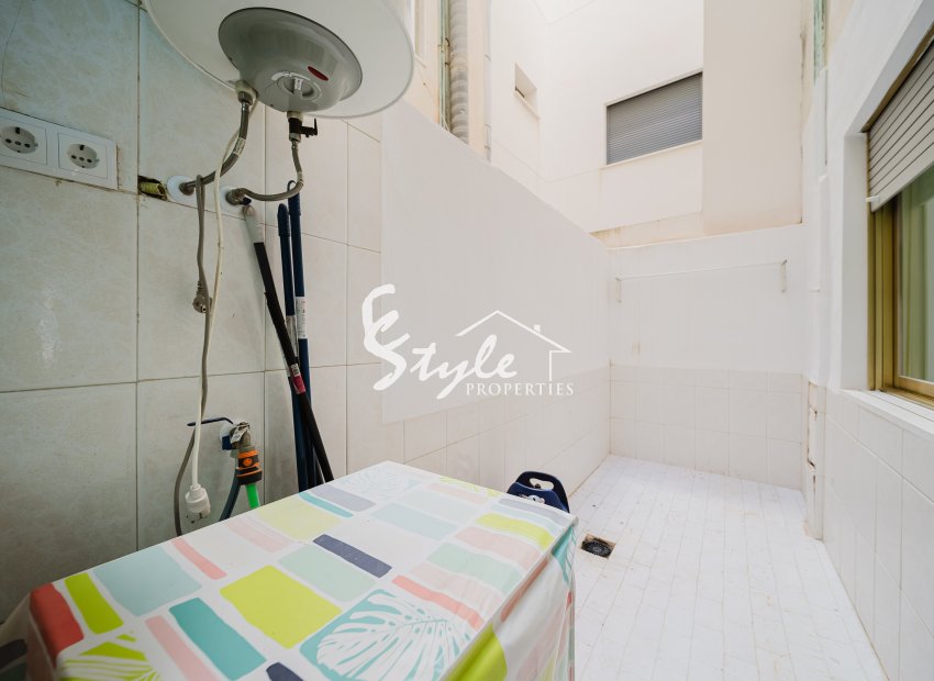 Resale - Apartamento - Torrevieja - La Mata