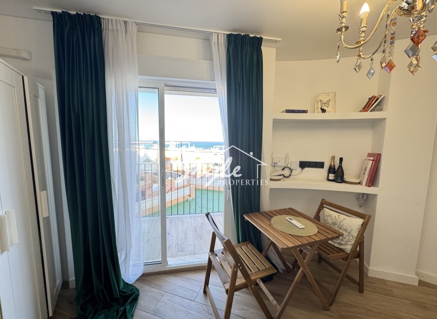 Resale - Apartamento - Torrevieja - La Mata