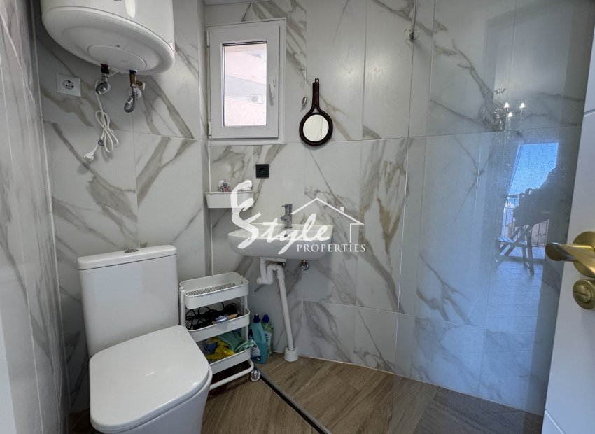 Resale - Apartamento - Torrevieja - La Mata