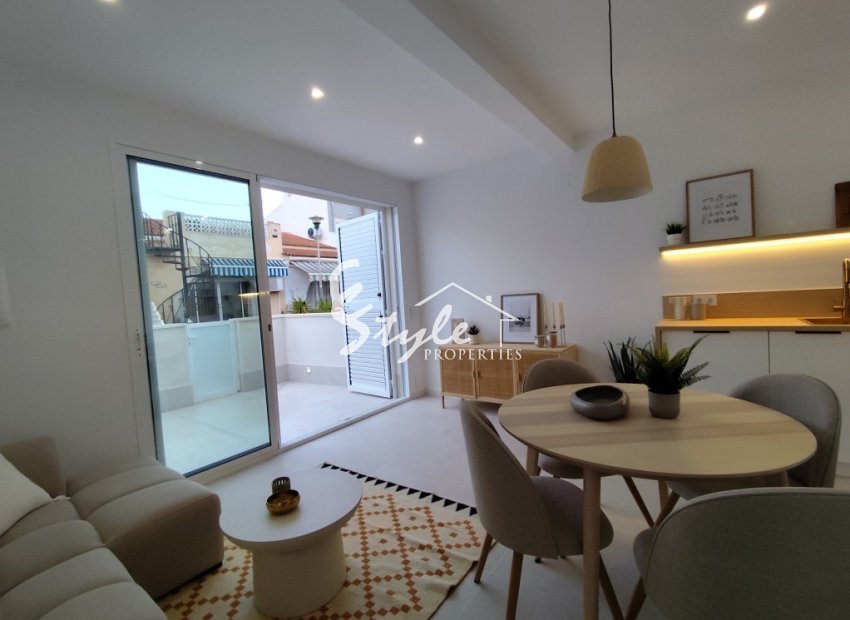 Resale - Apartamento - Torrevieja - La Siesta