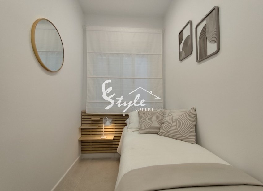 Resale - Apartamento - Torrevieja - La Siesta